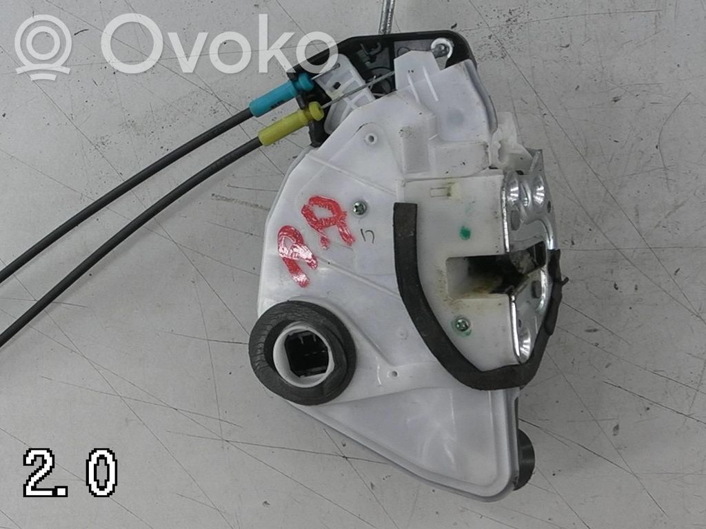 Suzuki Baleno IV Motor de bloqueo de puertas 