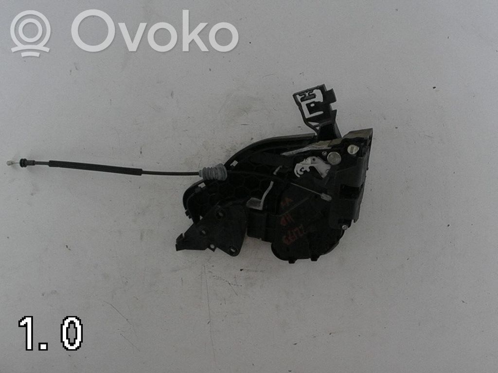 Centrinio užrakto varikliukas   31253660