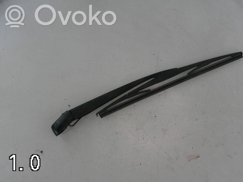 Mitsubishi Lancer VIII Ramię wycieraczki szyby przedniej / czołowej
