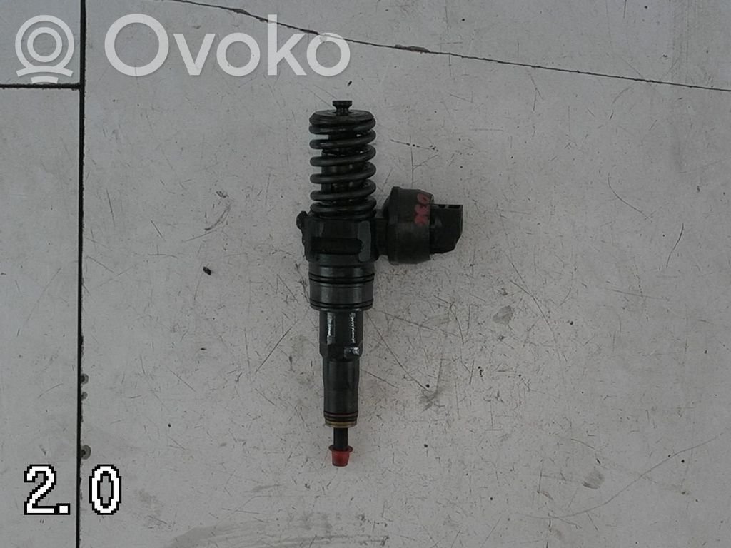 Inyector de combustible   038130073BN,038130073BN