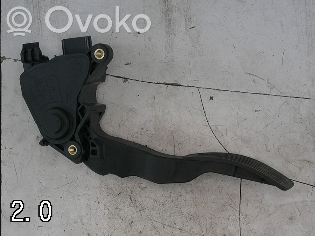 Gaspedal   180021HM0A