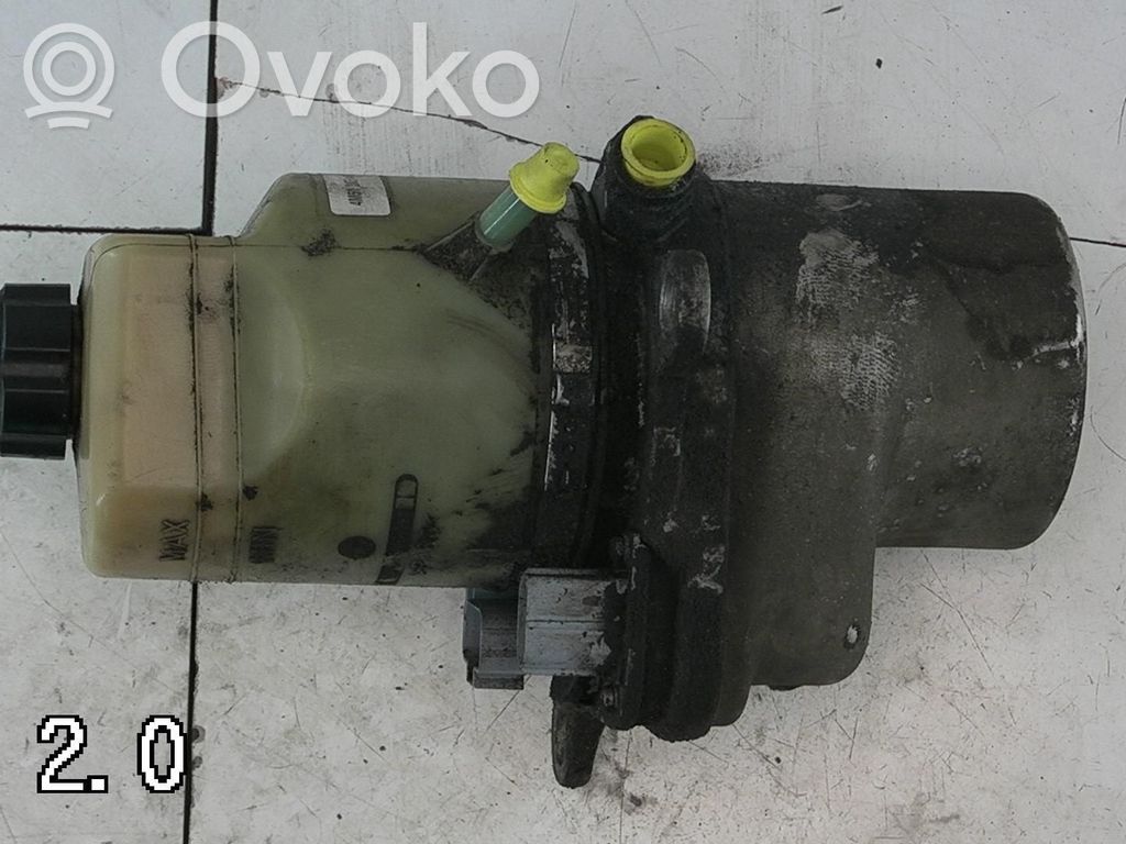 Ford Focus C-MAX Power steering pump 