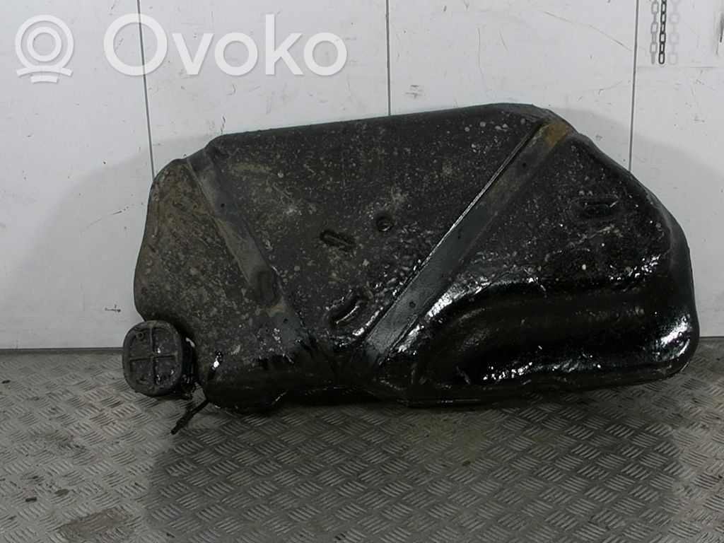 Mazda 2 Serbatoio del carburante 