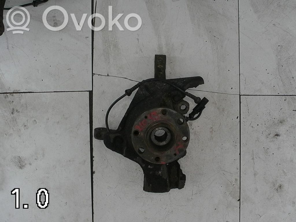 Peugeot 107 Priekšējā riteņa rumbas vārpstas šarnīrs (stupica, capfa) 