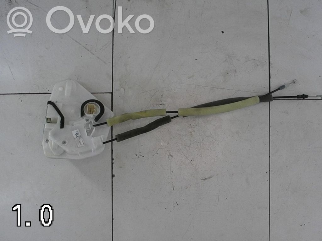 Mazda 2 Centrālās atslēgas motoriņš 