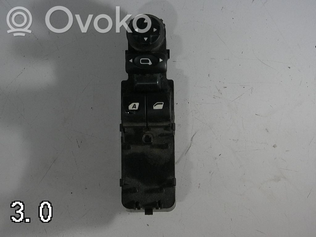 Citroen DS3 Electric window control switch 