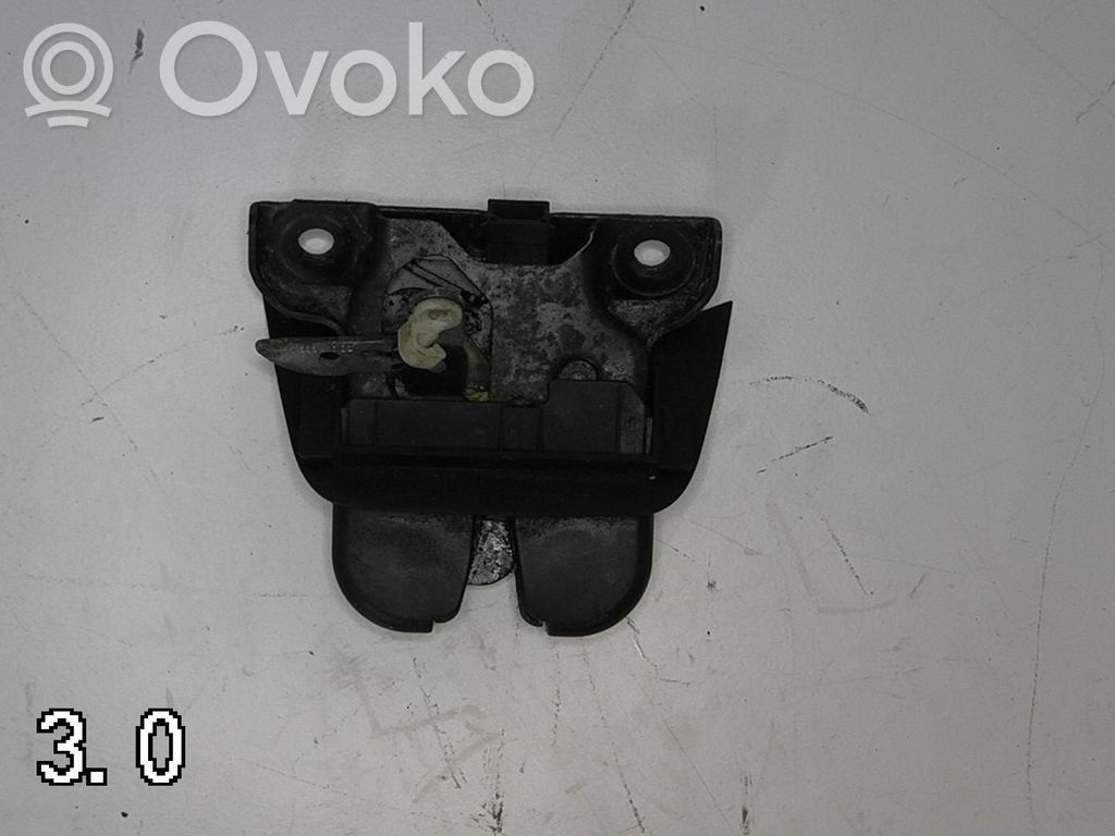 Audi A4 S4 B6 8E 8H Centrālās atslēgas motoriņš 