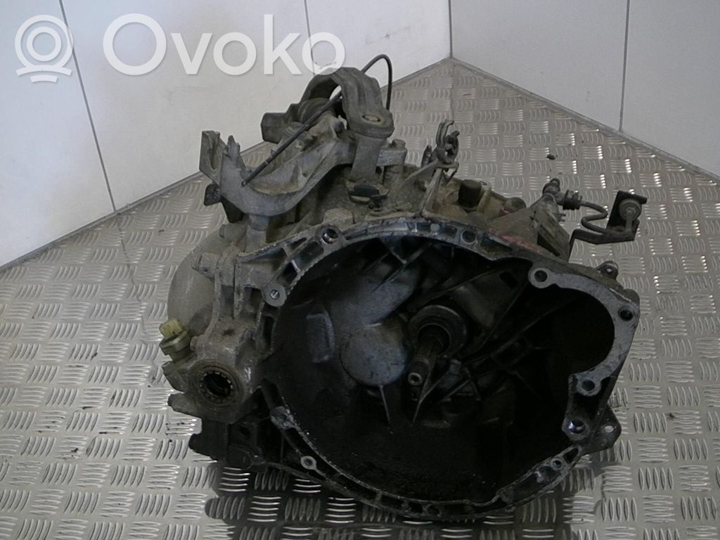 Peugeot Expert Manual 5 speed gearbox 