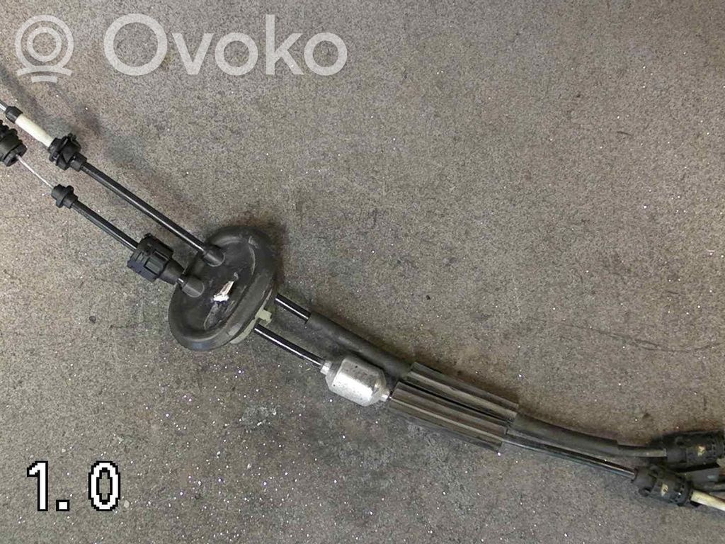 Gear shift cable linkage