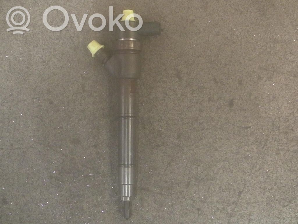 Inyector de combustible   338002A400