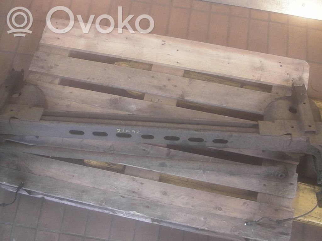 Opel Vivaro Eje trasero 