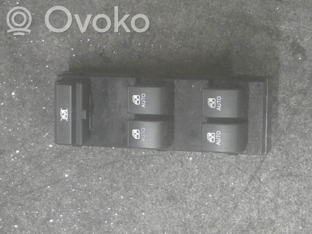 KIA Ceed Electric window control switch 