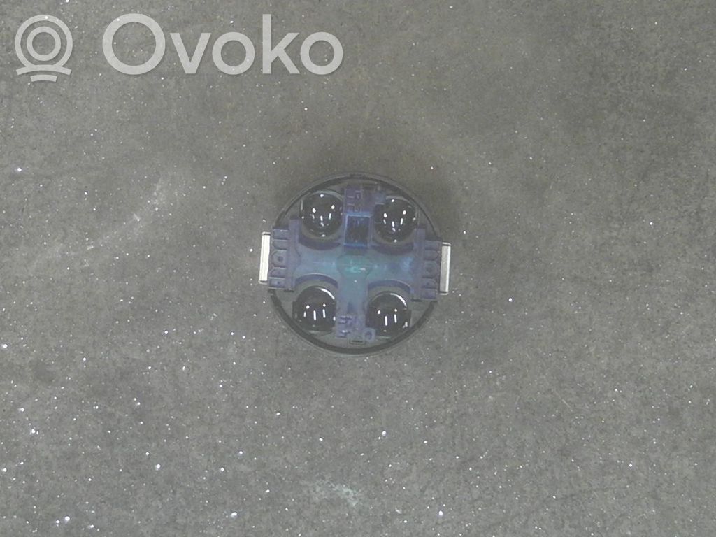Mercedes-Benz E A207 Sensor de lluvia 