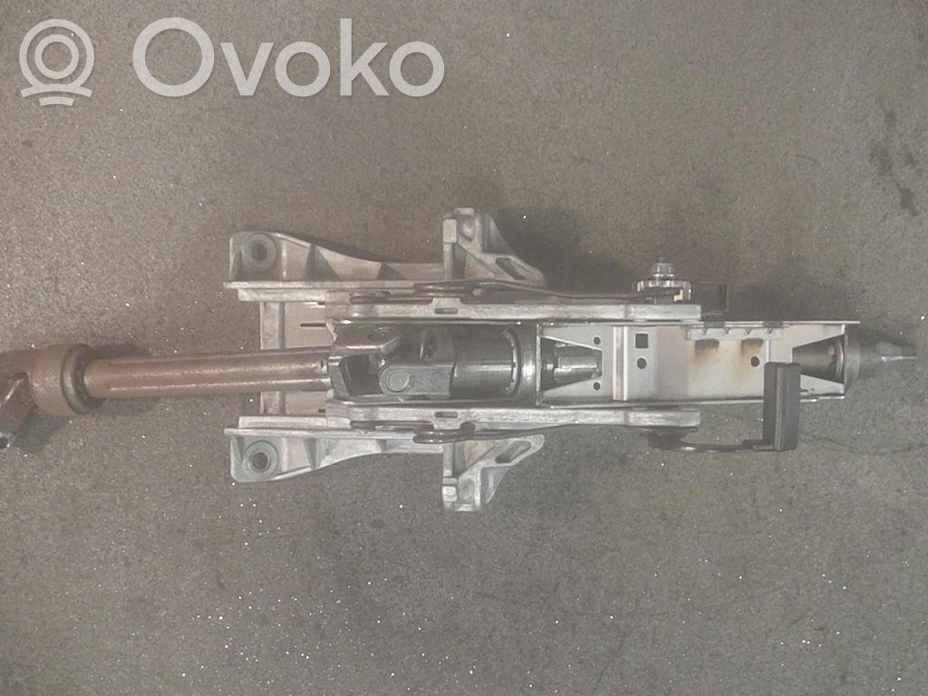 Ohjauspyörän akseli   31387676