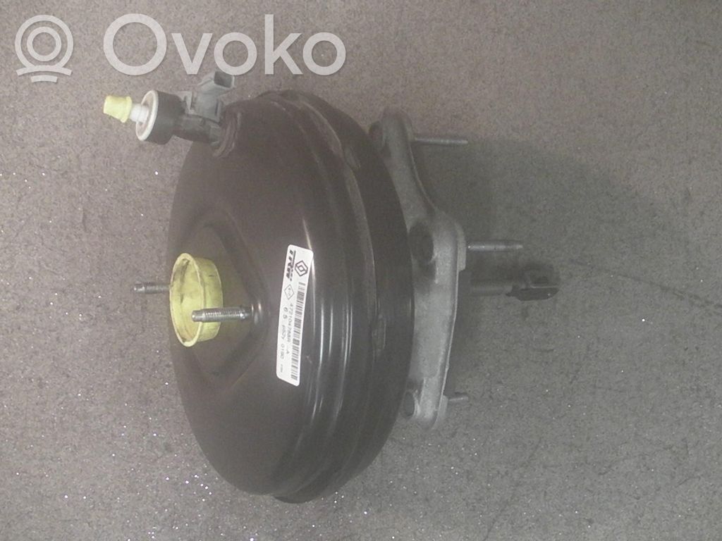 Renault Clio IV Brake booster 