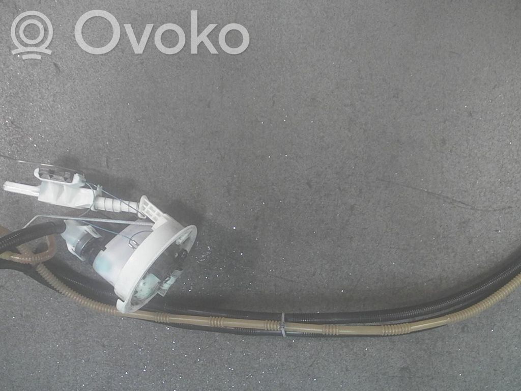 BMW 3 E90 E91 Capteur niveau de carburant 