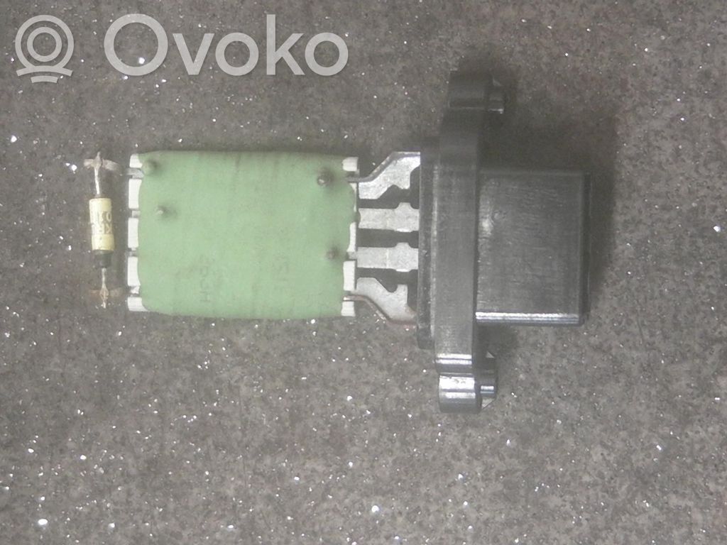 Volkswagen Up Heater blower motor/fan resistor 