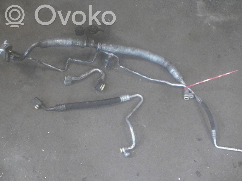 BMW 5 E60 E61 Ilmastointilaitteen putki (A/C) 