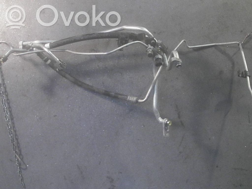 Toyota Auris 150 Ilmastointilaitteen putki (A/C) 