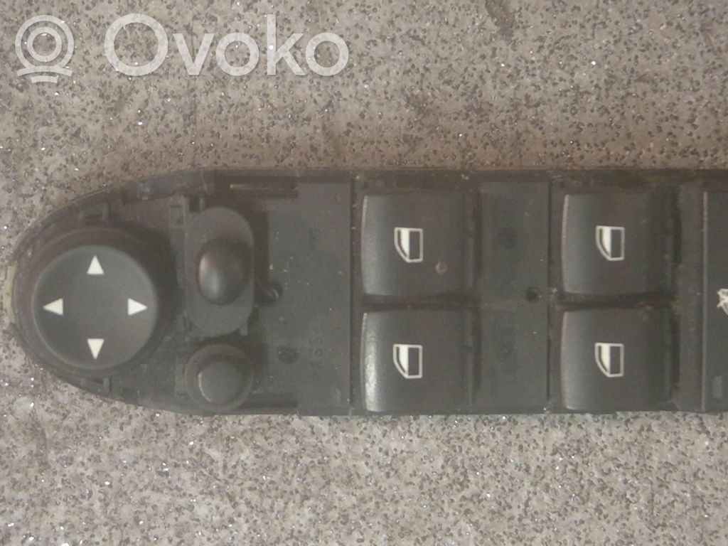 Electric window control switch   9218044