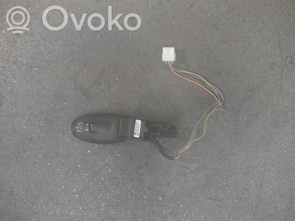 Interruptor del control de crucero   6242Z9