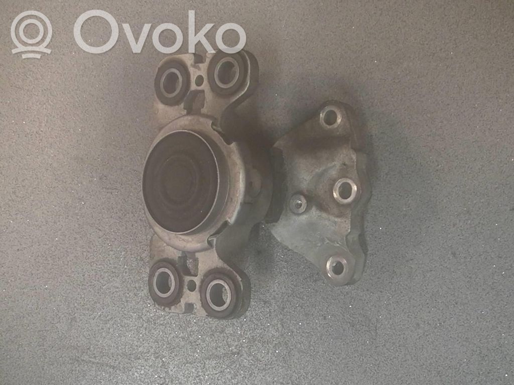Volvo V70 Suport cutie viteze 