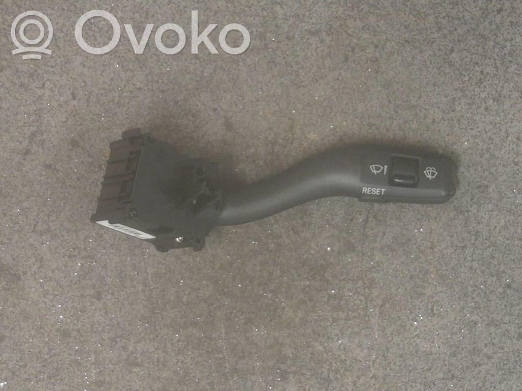 Audi A6 S6 C6 4F Interruptor/palanca de limpiador de luz de giro 