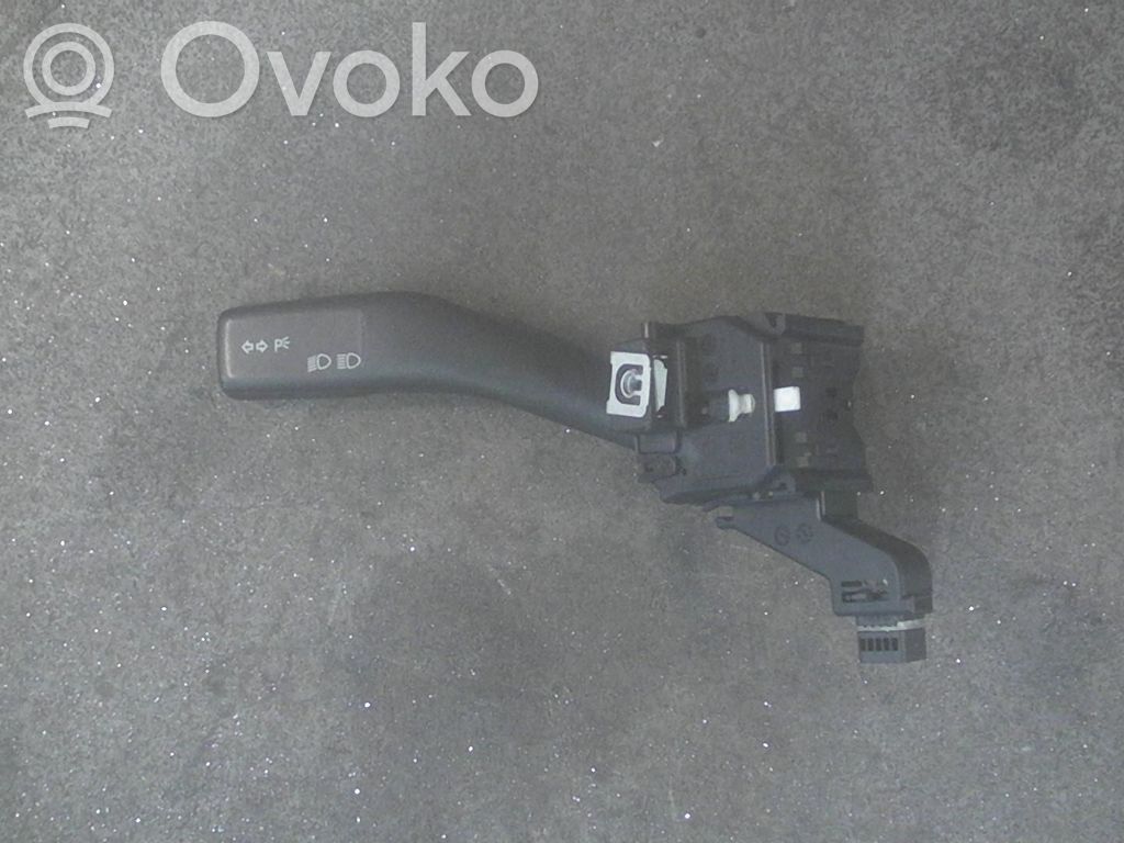 Volkswagen Caddy Wiper turn signal indicator stalk/switch 