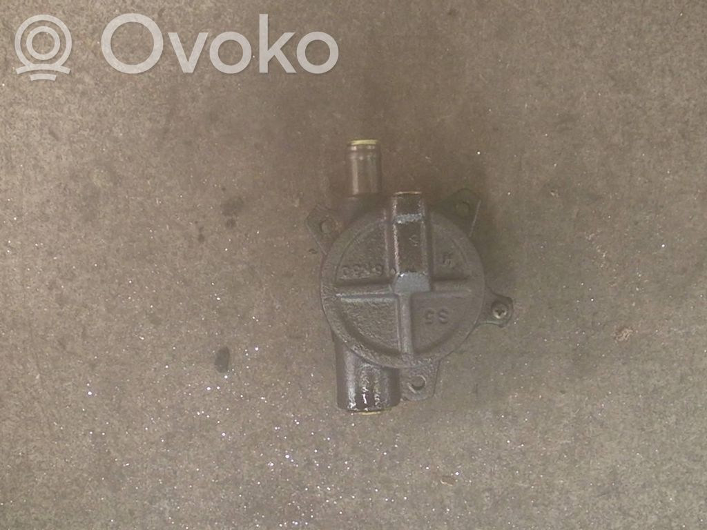 KIA Carens II Pompa a vuoto