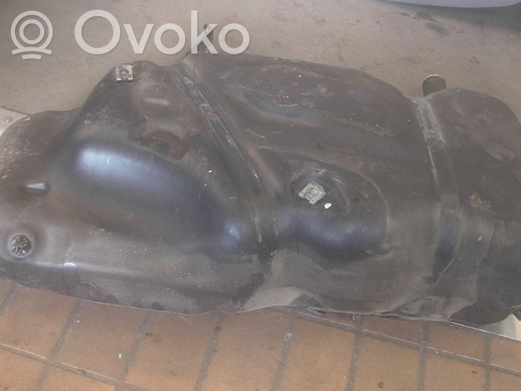 Polttoainesäiliö   93189591