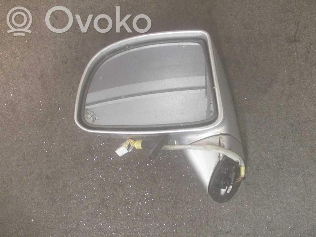 Elektryczne lusterko boczne drzwi przednich   876101D300CA