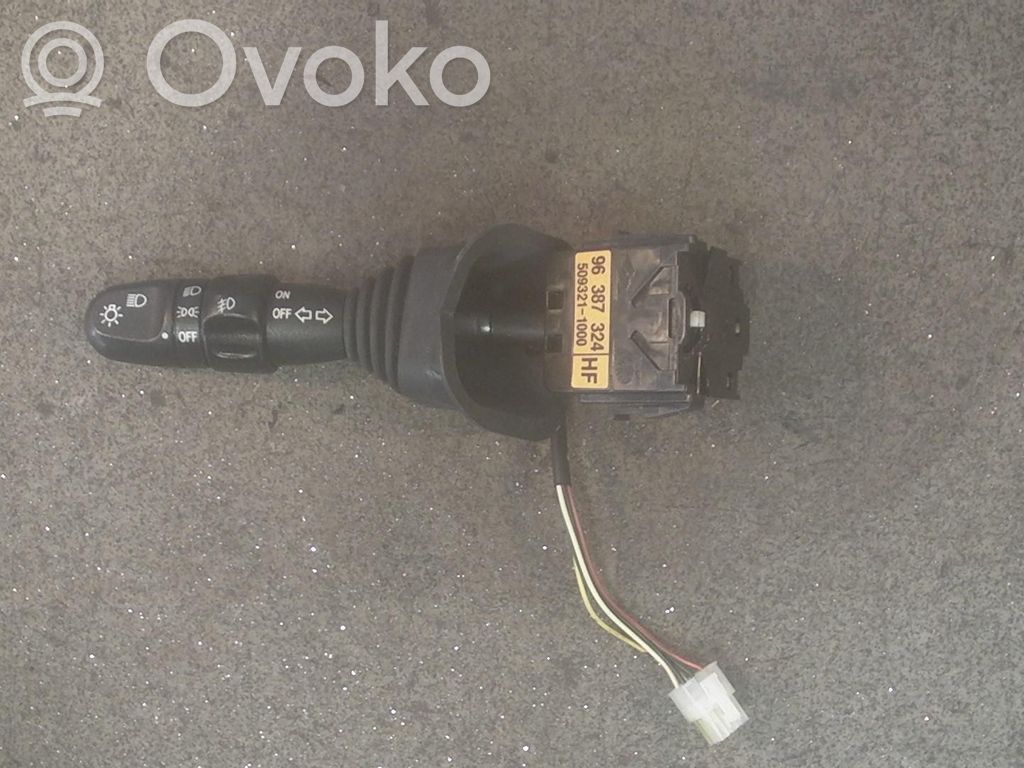 Chevrolet Nubira Interruptor/palanca de limpiador de luz de giro 