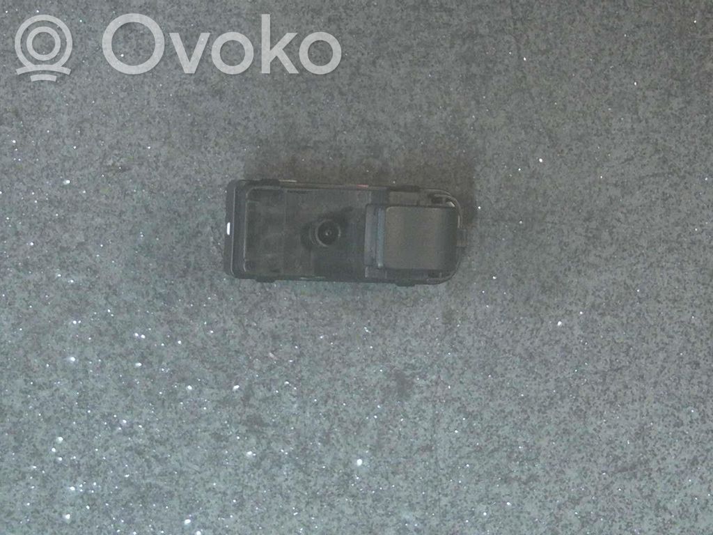 Mazda 3 III Electric window control switch 
