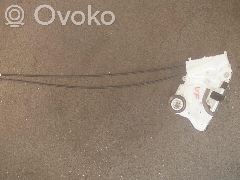 Toyota Yaris Keskuslukituksen moottori 