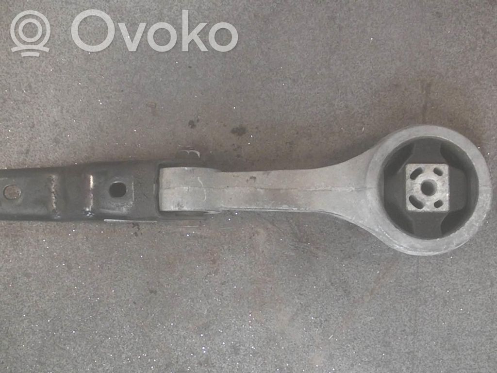 Engine mount bracket   NEDERST