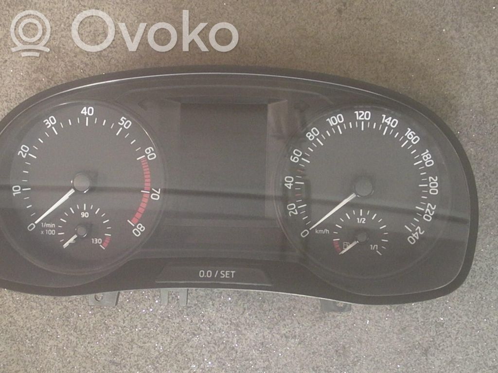 Skoda Fabia Mk3 (NJ) Nopeusmittari (mittaristo)