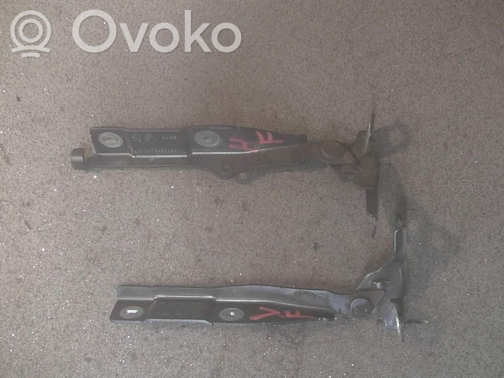 Charnière, capot moteur   2STK