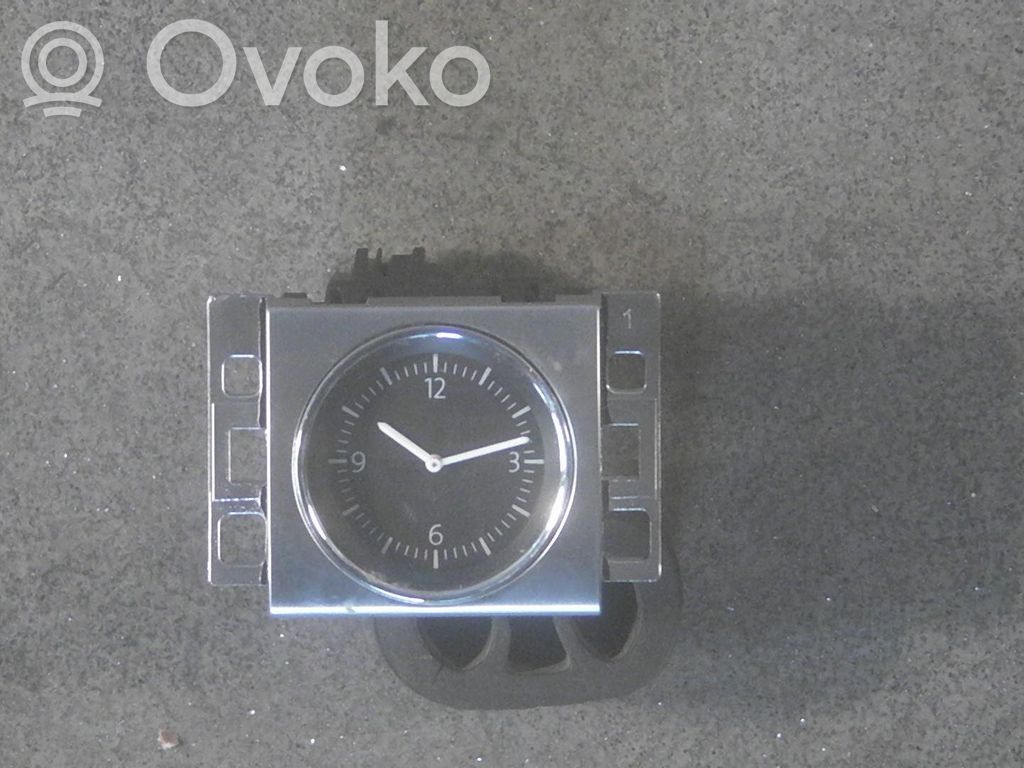 Volkswagen PASSAT B7 Bildschirm / Display / Anzeige