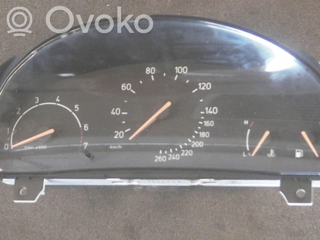 Saab 9-5 Speedometer (instrument cluster) 