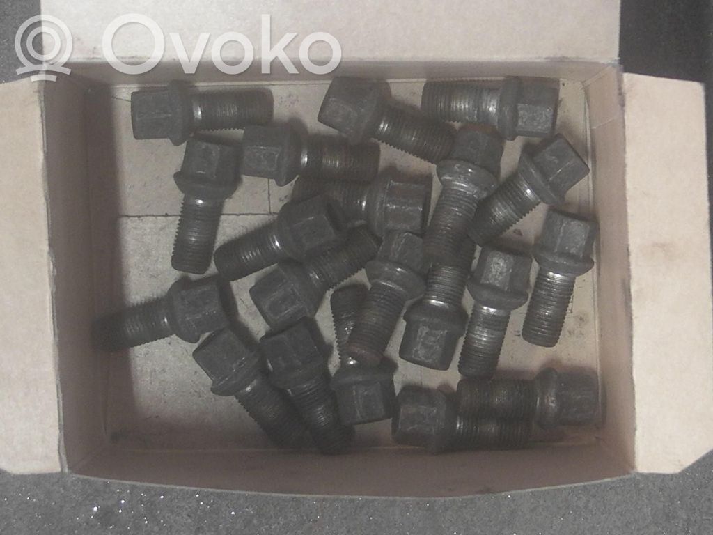 Audi A4 S4 B7 8E 8H Șurub fixare roată de rezervă