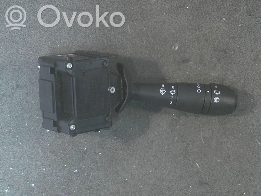 Manetka / Przełącznik kierunkowskazów wycieraczek   255671163RVALEO,8201168013