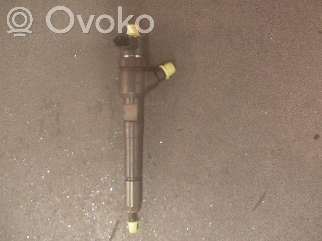 Opel Combo C Inyector de combustible 