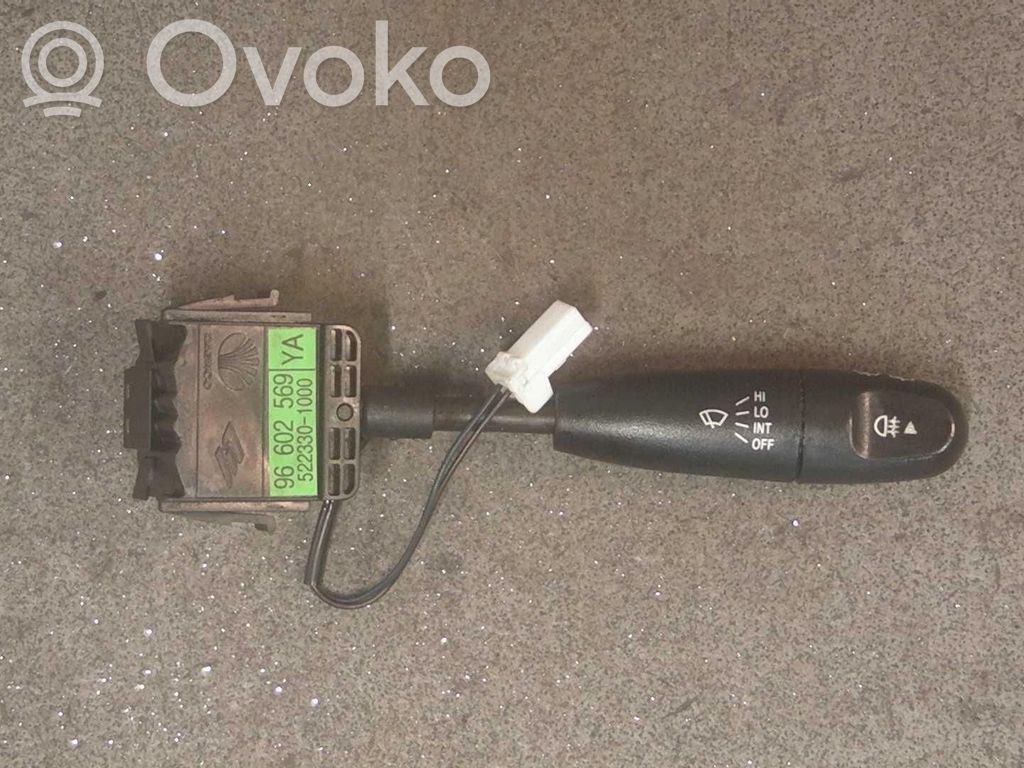Chevrolet Matiz Commodo, commande essuie-glace/phare 