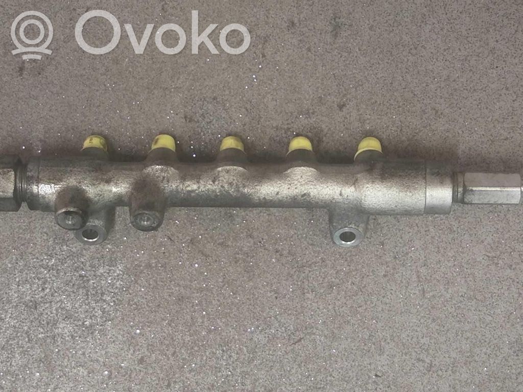 Fuel main line pipe