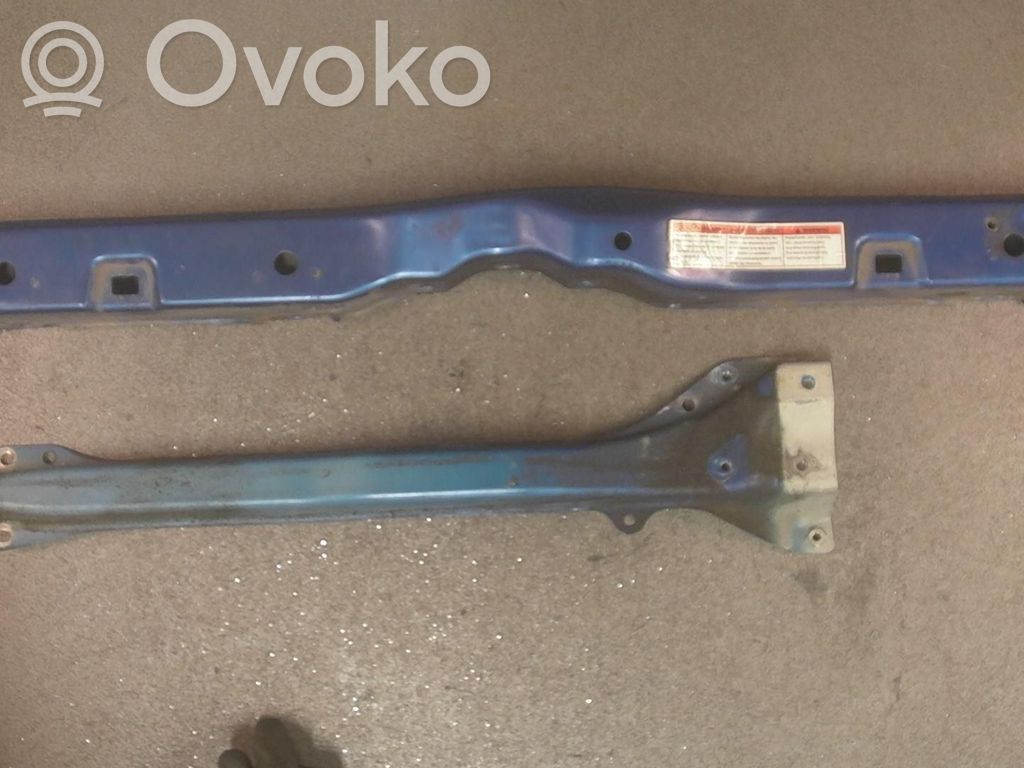 Suzuki Swift I Oberteil Schlossträger Frontträger Frontmaske 