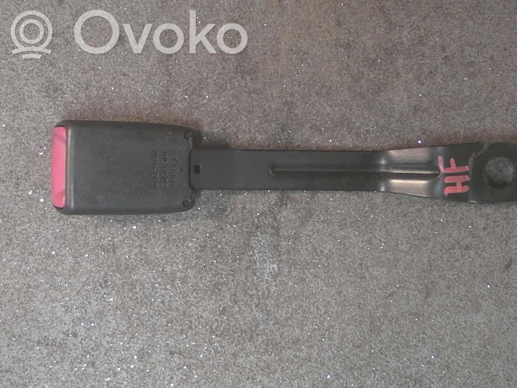Hebilla del cinturón delantero   B480