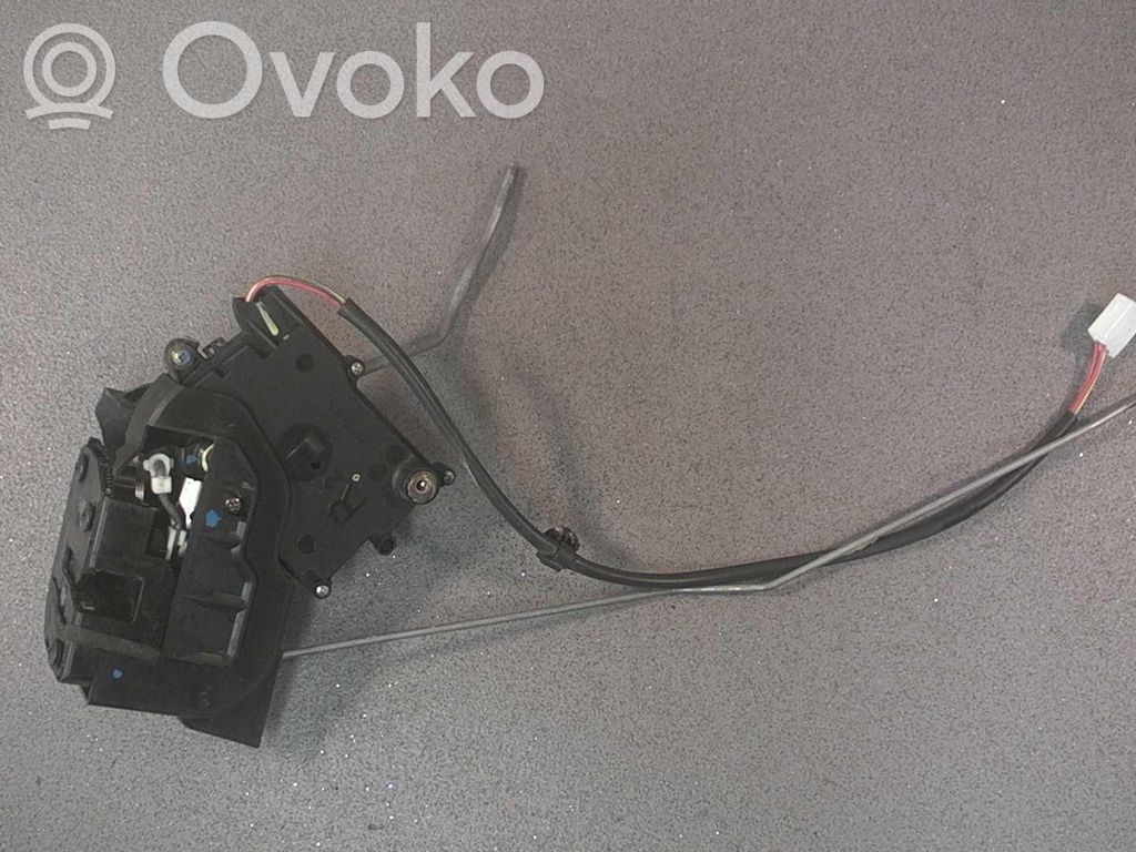 Mazda 323 Motor de bloqueo de puertas 
