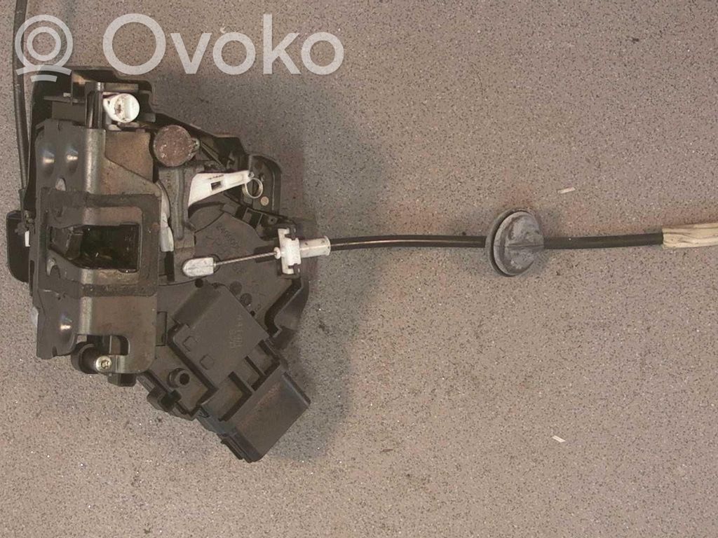 Centrinio užrakto varikliukas