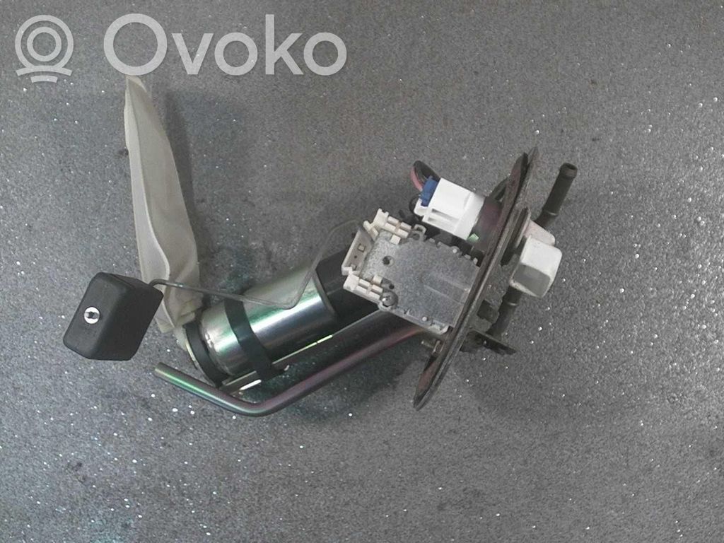 Mazda 323 Bomba interna de combustible 