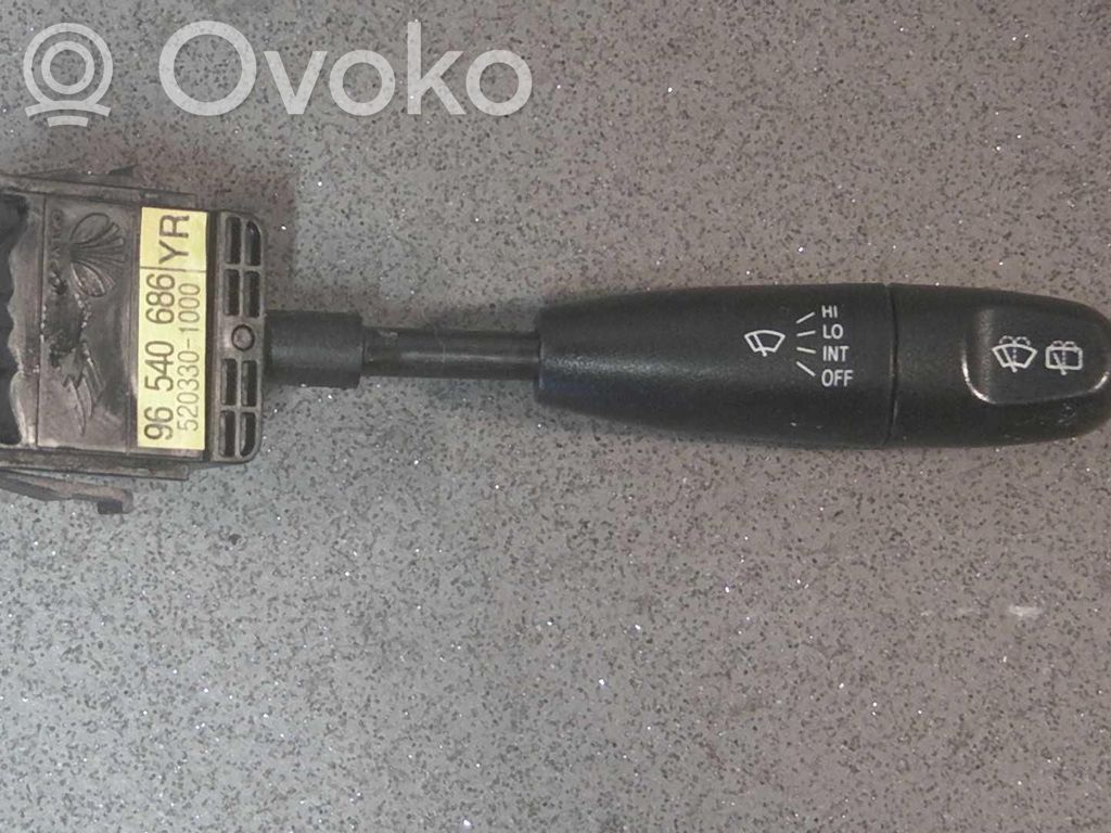 Chevrolet Kalos Commodo, commande essuie-glace/phare 